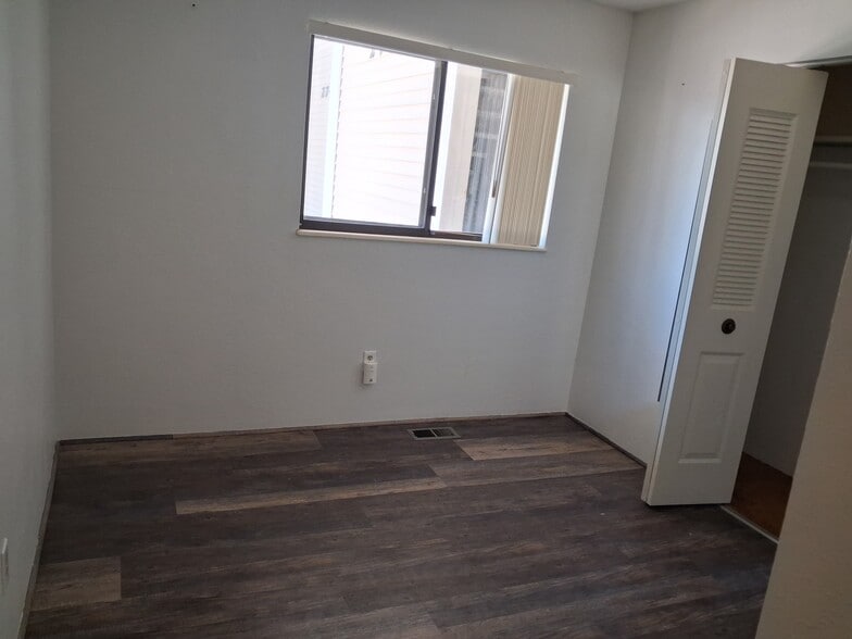 Building Photo - 2740 W 86th Ave