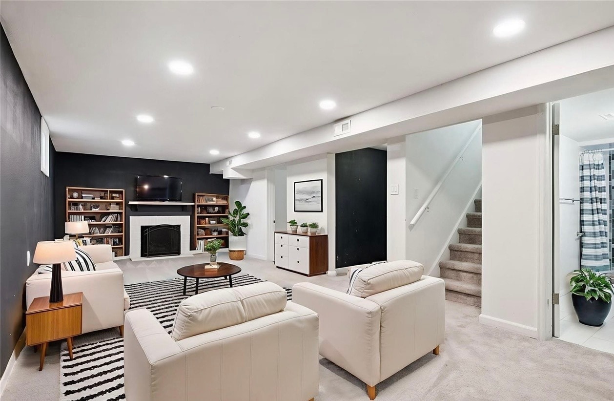 Building Photo - 1859 S Kearney St