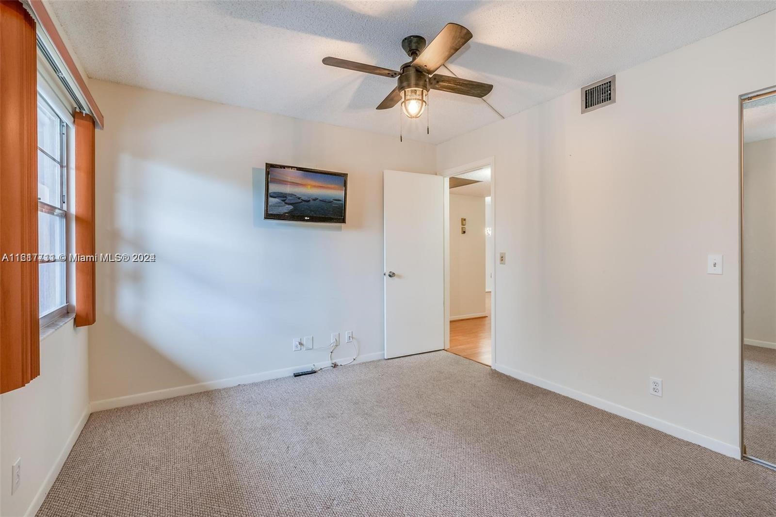 Building Photo - 1151 SW 128th Ter