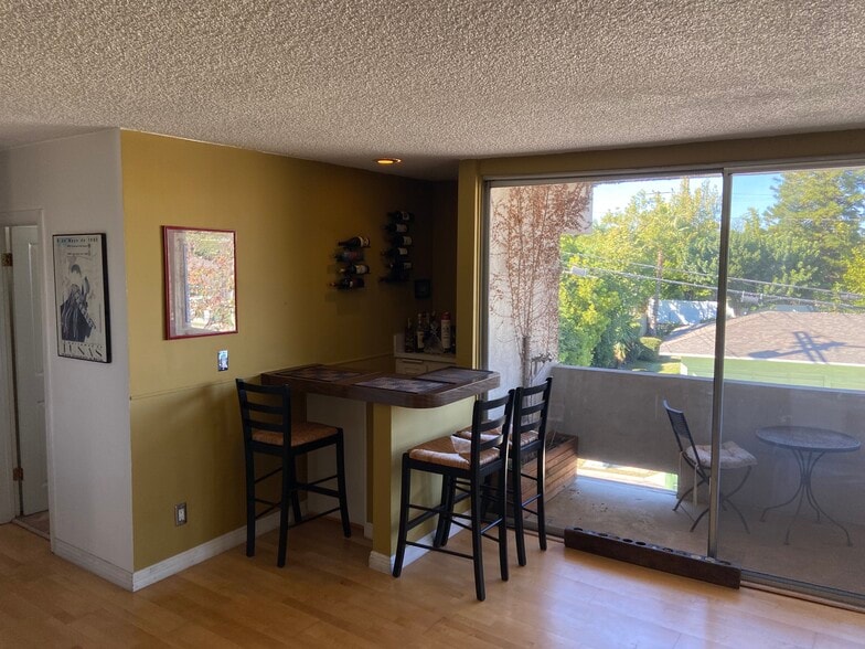 Building Photo - 6601 Springpark Ave