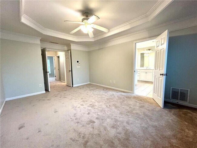 Building Photo - 4692 Wehunt Commons Dr