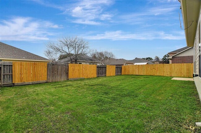 Building Photo - 18902 Knobby Oaks Pl