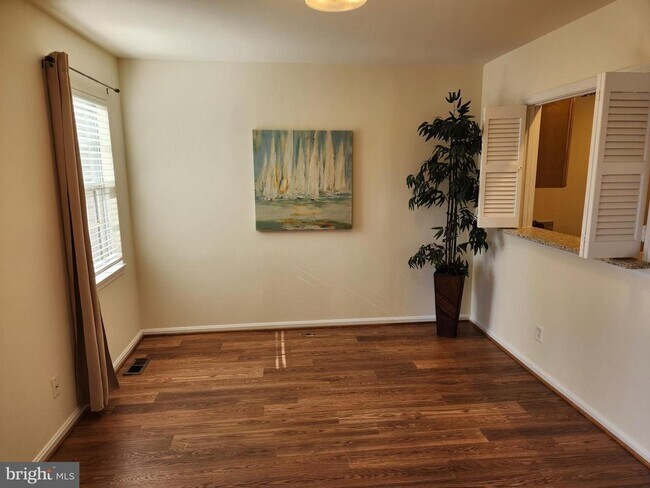 Building Photo - 10456 Parthenon Ct