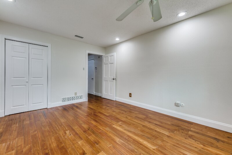 Building Photo - 1607 Heather Glen Ct