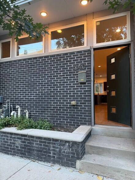 Building Photo - 1340 N Howard St