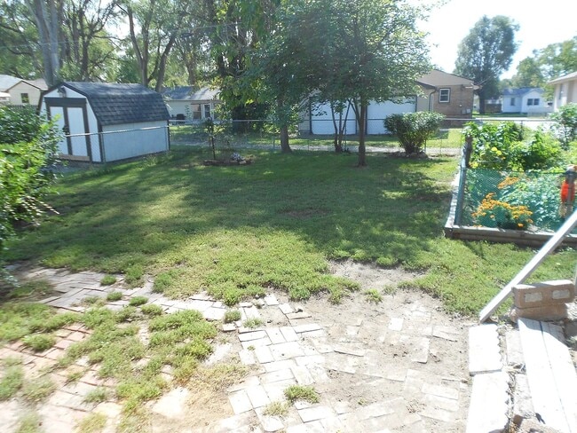 Building Photo - 3309 Ave I
