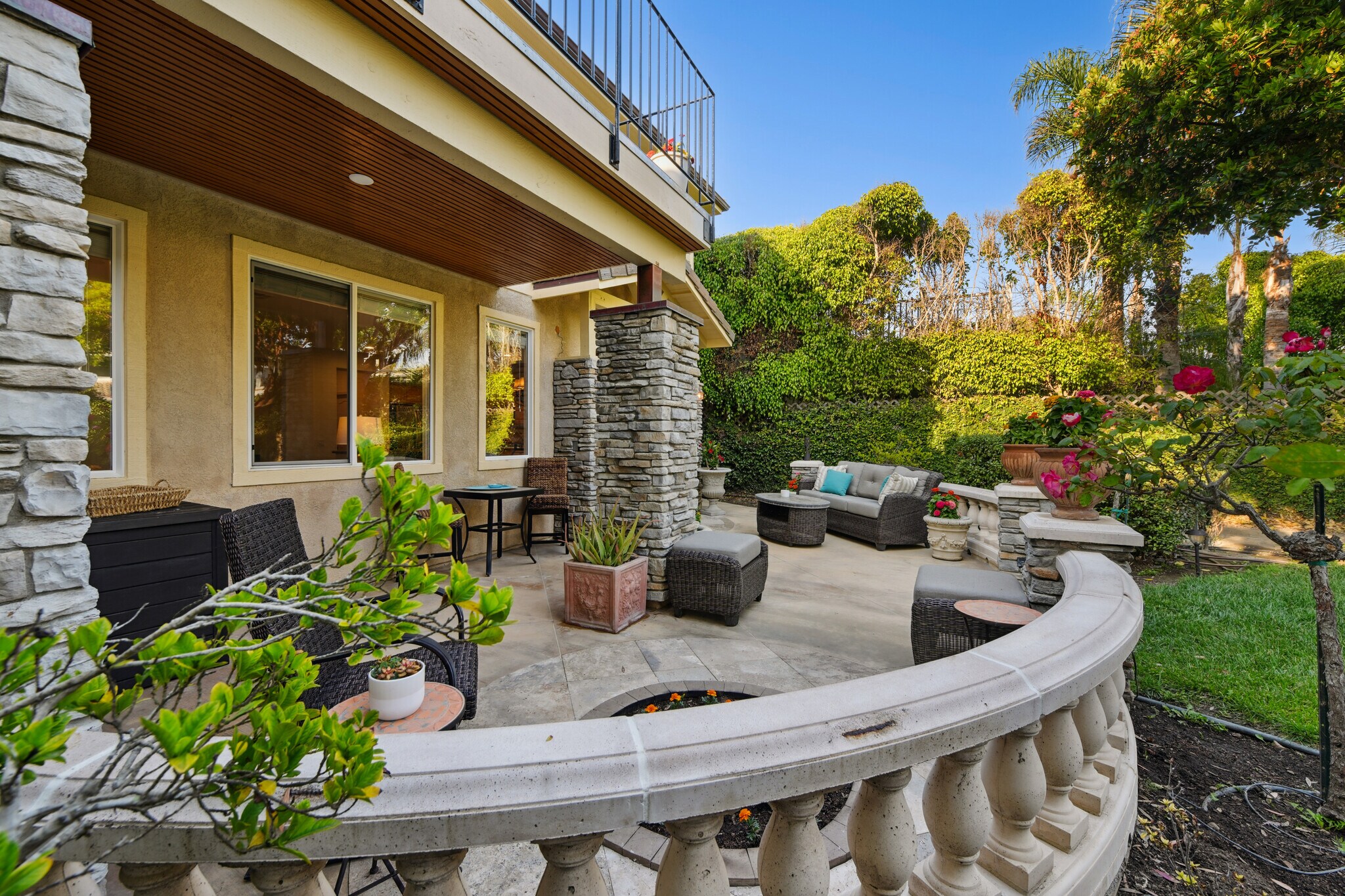 Building Photo - 5032 Amalfi Way