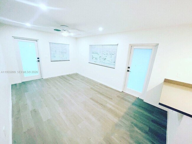 Building Photo - 7128 SW 22nd St