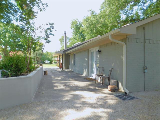 Building Photo - 897 John George Ln