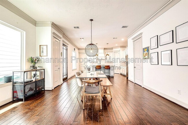 Building Photo - 5807 Kansas St