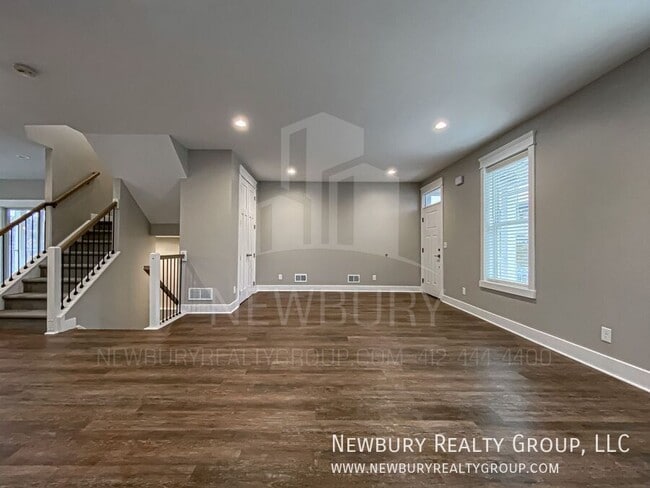 Building Photo - 1819 Chessland St