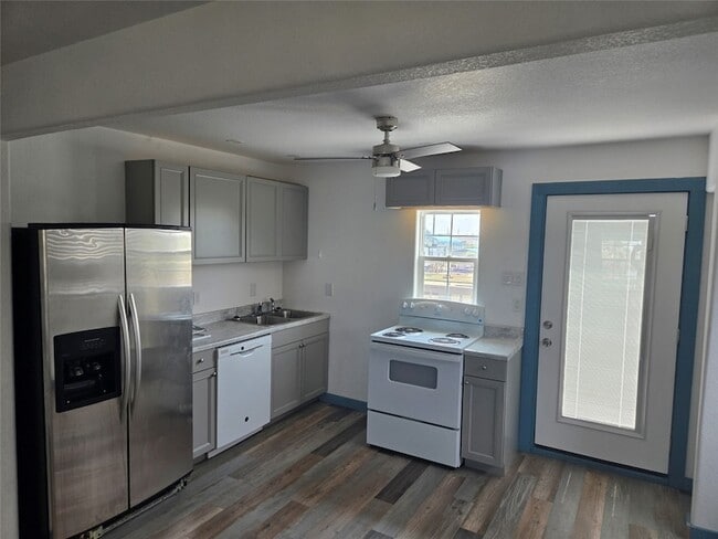 Building Photo - 26314 FM457