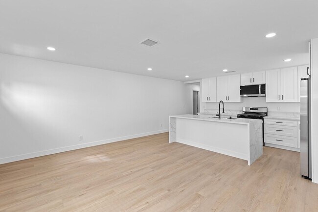 Building Photo - 4722 68th St