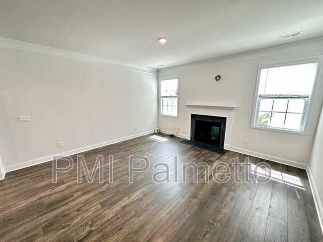 Building Photo - 35 Golden Spur Ln
