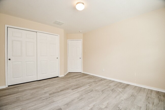 Building Photo - 10439 Lauren Creek Dr