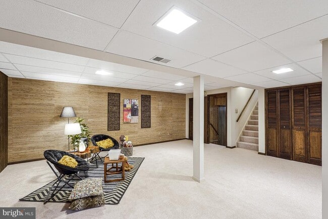 Building Photo - 5308 Hexagon Pl