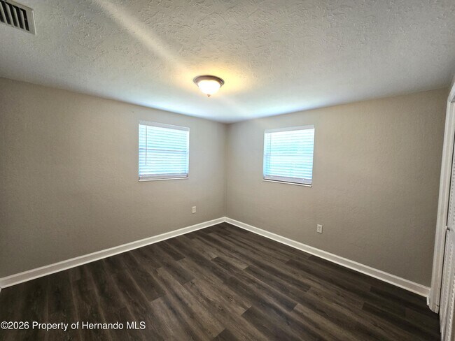 Building Photo - 4018 Kibler Ln