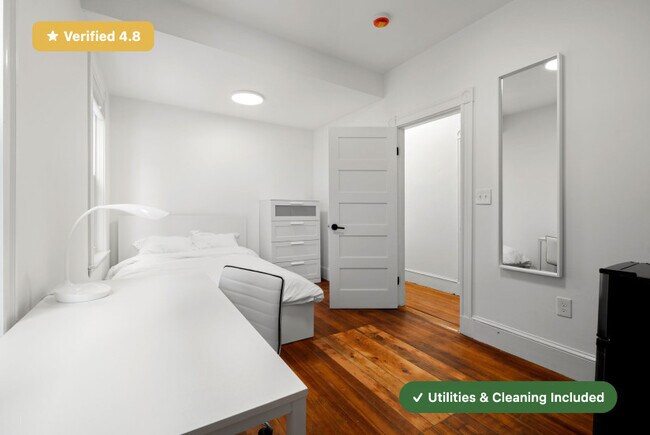 Building Photo - New RoostUp Furnished Private Bedroom in the Dorchester Neighborhood of Boston!
