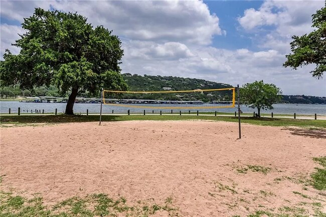 Building Photo - 3 BR/2 BA - 1554 SF Home in LAGO VISTA!!!
