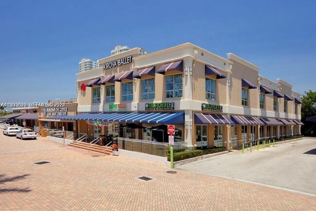 Building Photo - 3901 S Ocean Dr