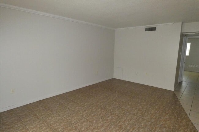 Building Photo - 5839 8th Ave N