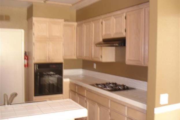 Building Photo - 27456 Swallow Ct