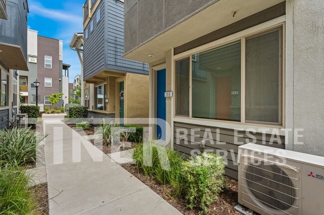 Building Photo - 266 Box Lane-