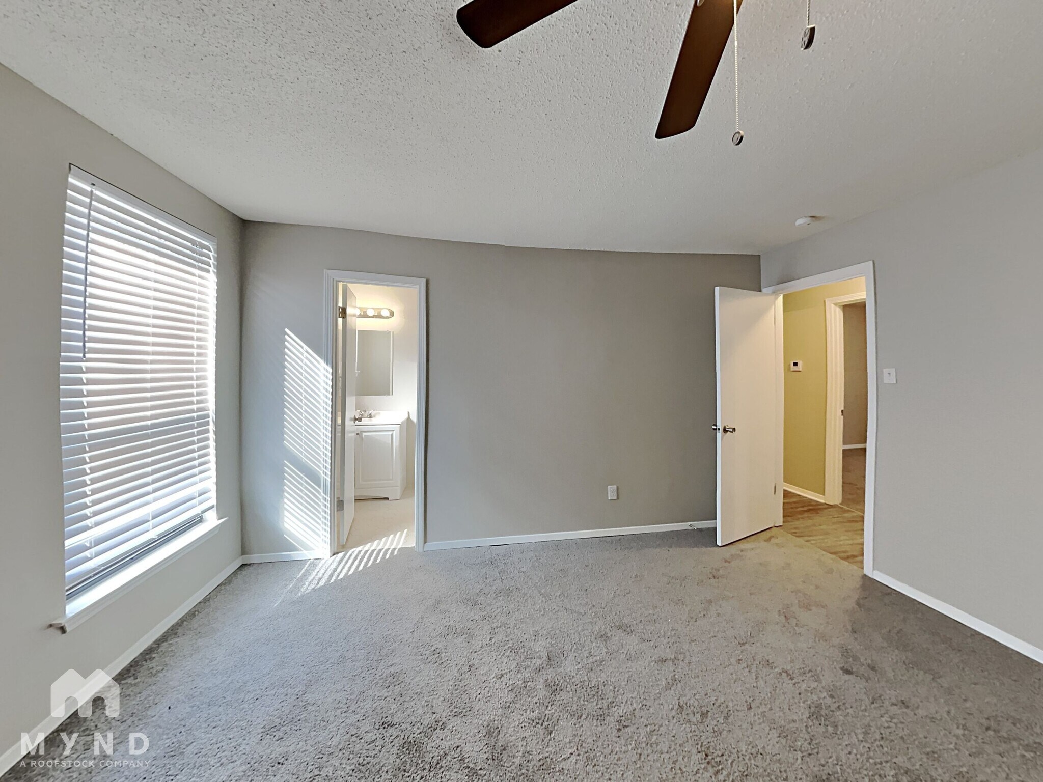 Building Photo - 5685 Burnette Cove