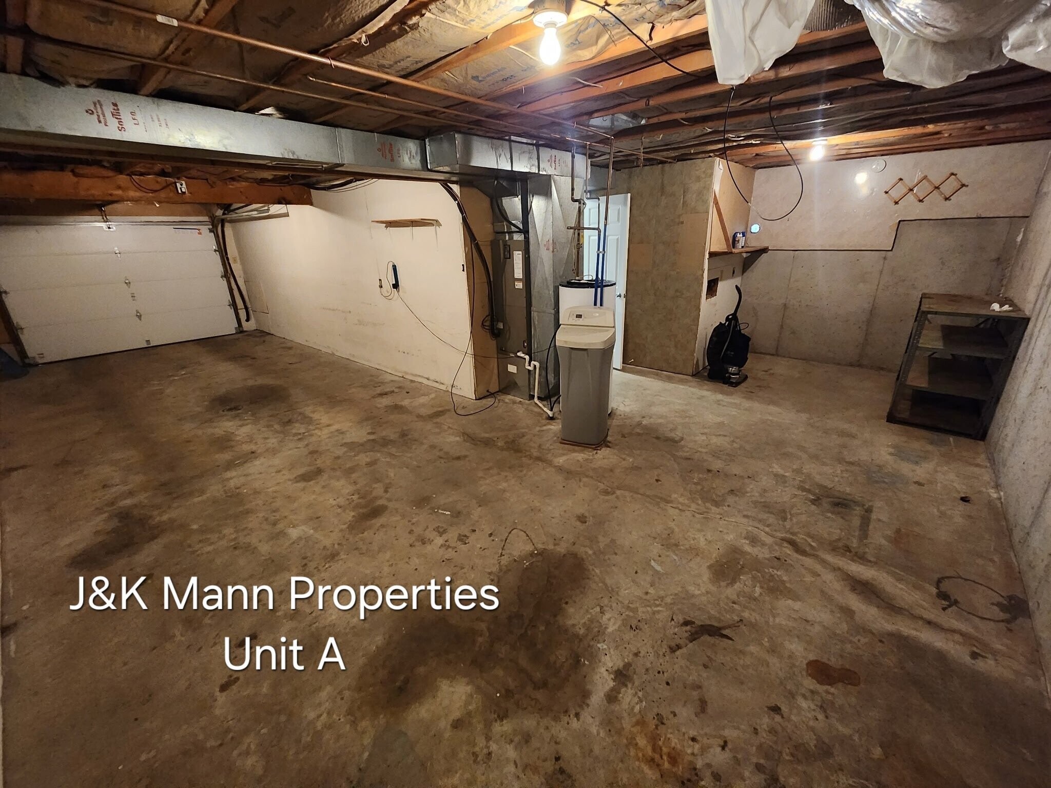 Building Photo - 5107 S Brooks Dr