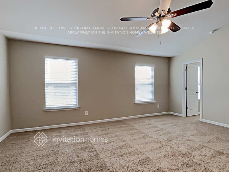 Building Photo - 1346 Kent Downs Ave SW