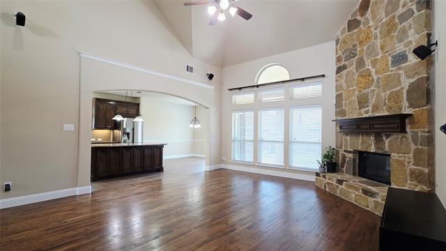 Building Photo - 12381 Summertree Dr