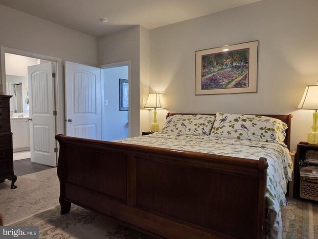 Building Photo - 268 Coral Ct