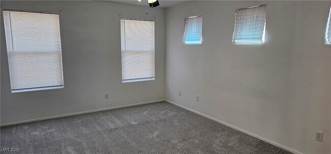 Building Photo - 7451 Benlomond Ave