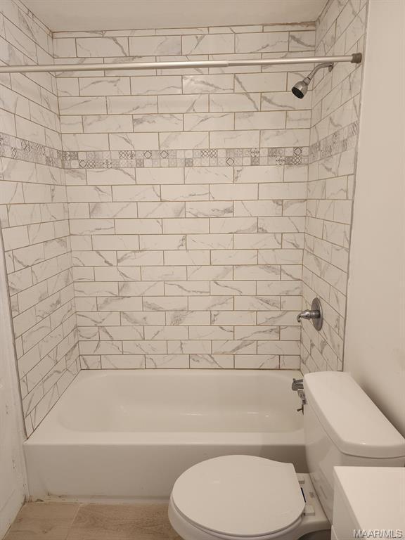 Building Photo - 755 Park Ave