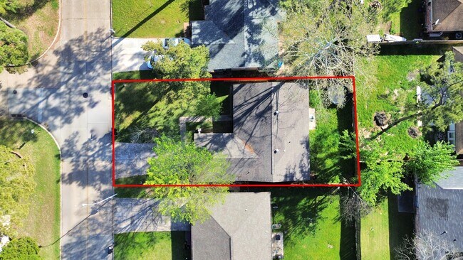 Building Photo - 4519 Reynaldo Dr