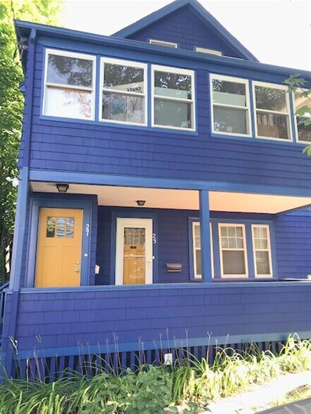 Building Photo - 25 Laurel St