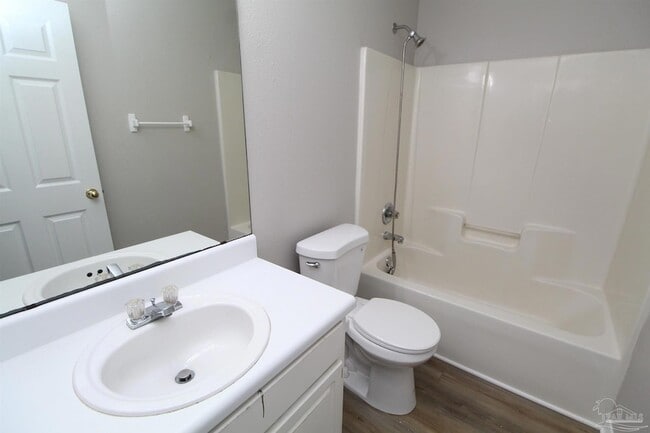 Building Photo - 6854 Cedar Ridge Cir