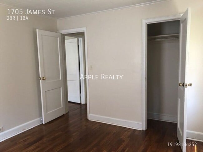 Building Photo - 1705 James St