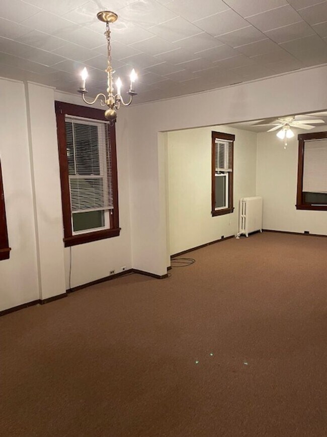 Building Photo - 1452-1454-1454 Franklin St