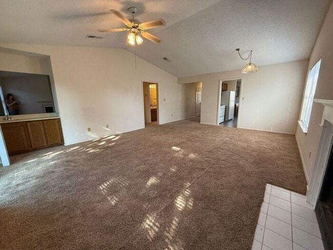 Building Photo - Gulf Breeze - Sandpiper Village - 3 bedroo...
