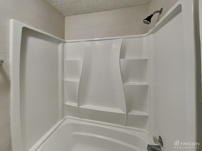 Building Photo - 23326 Dew Wood Ln