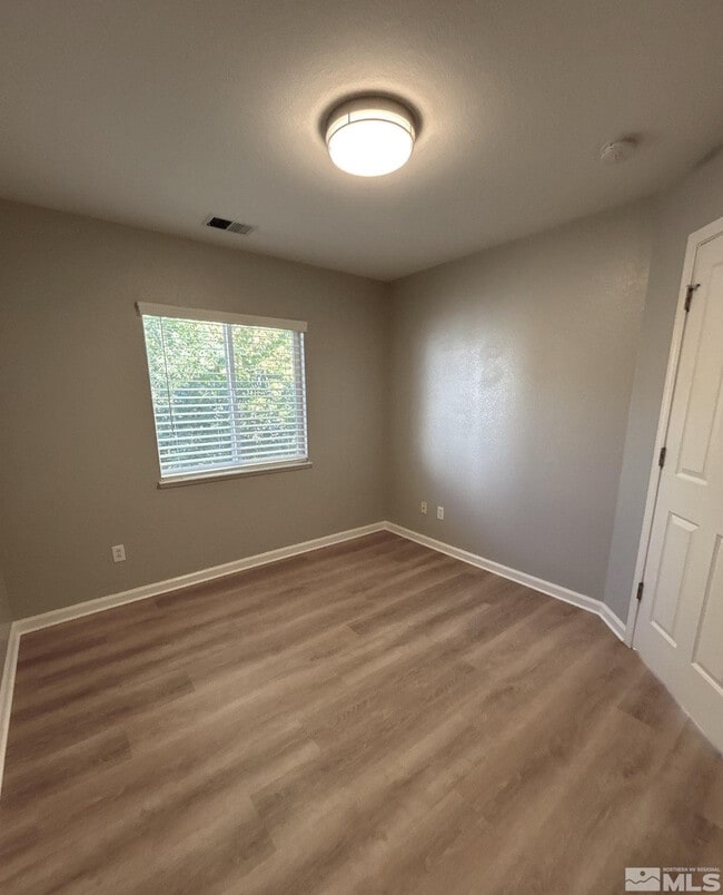 Building Photo - 589 Panama Dr