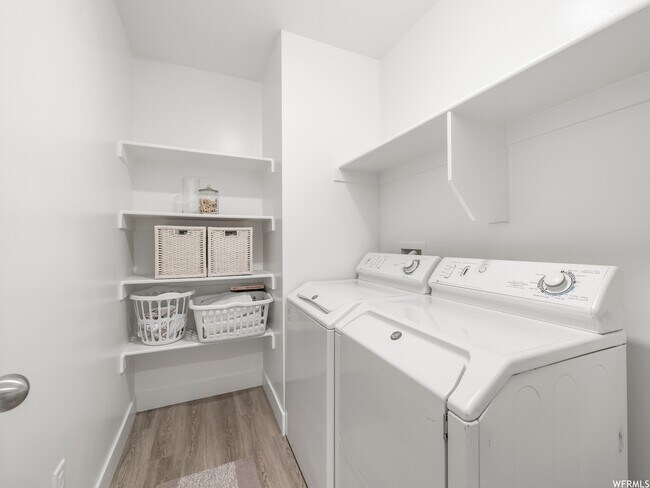 Building Photo - 1163 E 920 N