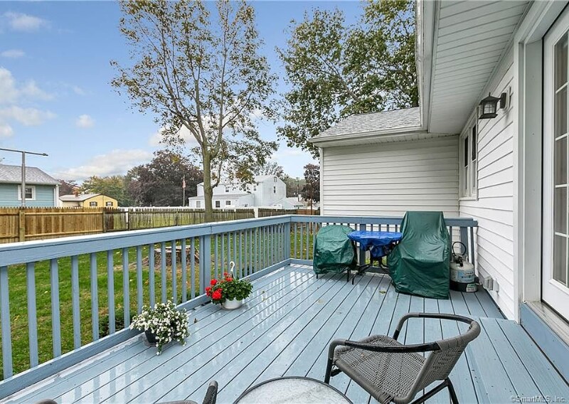 Building Photo - 35 Delwood Rd