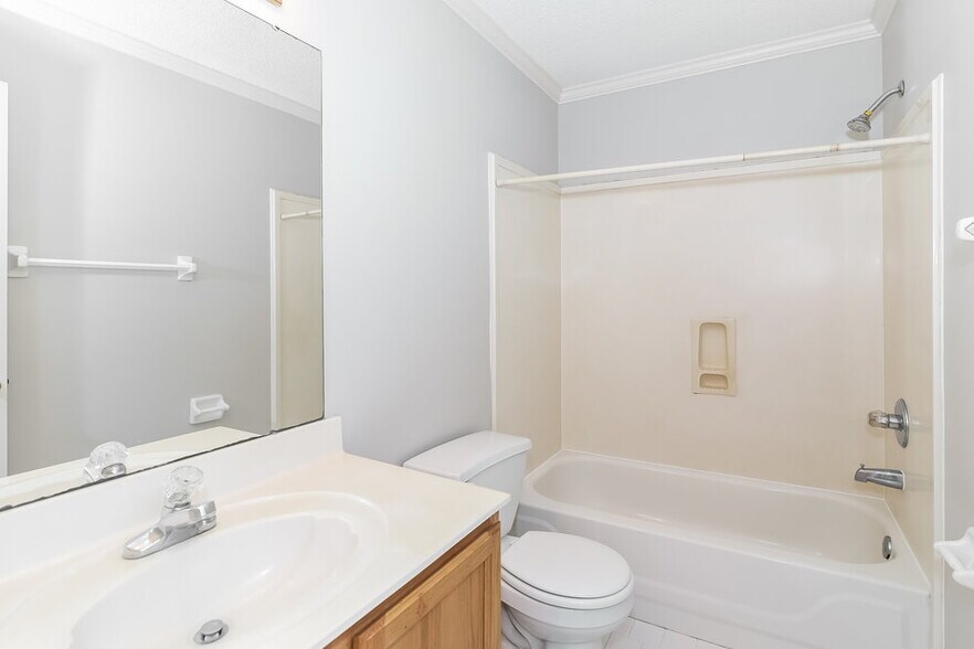 Building Photo - 8607 Brer Fox Cove