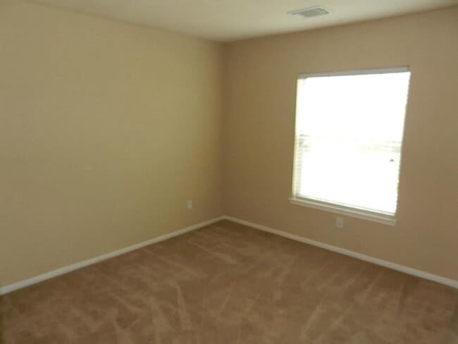 Building Photo - 25215 Ibris Ranch Dr