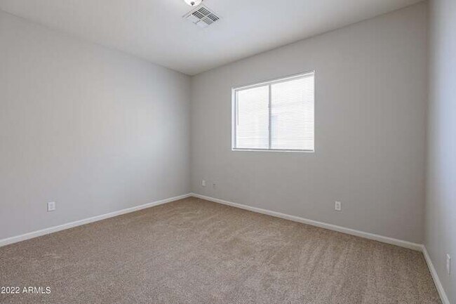 Building Photo - 17663 W Tasha Dr