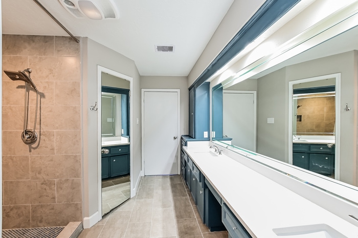 Building Photo - 11818 Oakcroft Dr