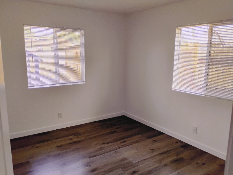 Building Photo - 5939-5943 San Pedro St