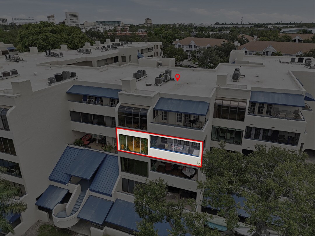 Building Photo - 835 S Osprey Ave